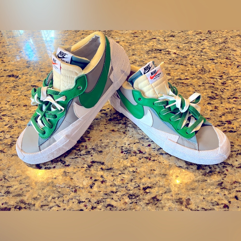 Nike X Sacai Blazer Low (2020)
Medium Grey Classic Green